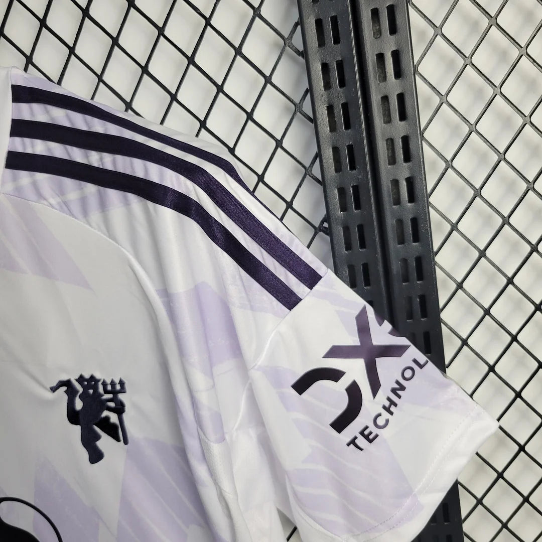 Man United 25/26 Away Kit - Inspired Design